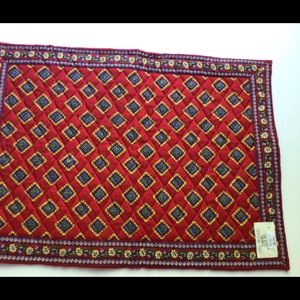 2 Vera Bradley bright quilted placemats